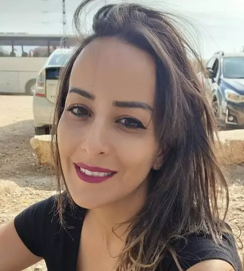 אופירה